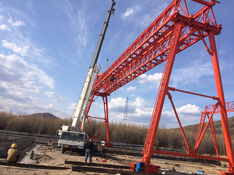 Gantry crane case in beam making yard